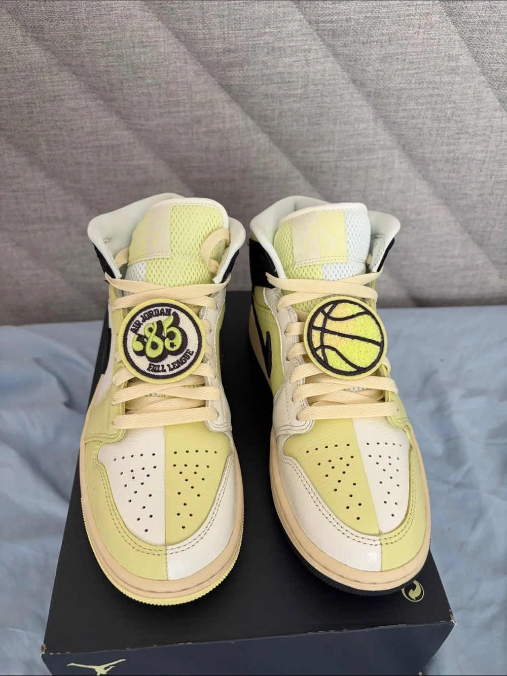 Nike Air Jordan 1 Mid SE Yellow Black White